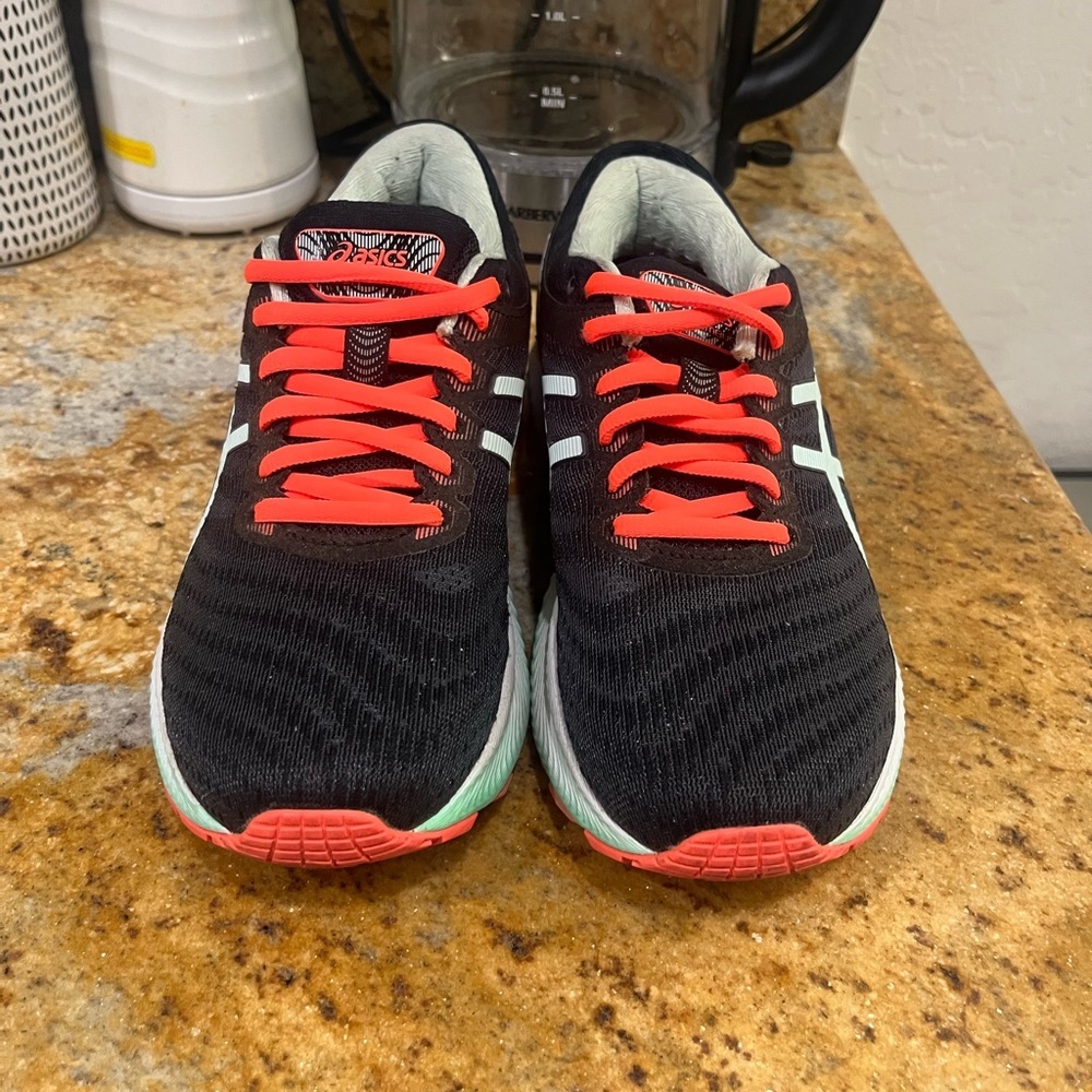 Asics Gel Nimbus 22 Size 7 - image 2